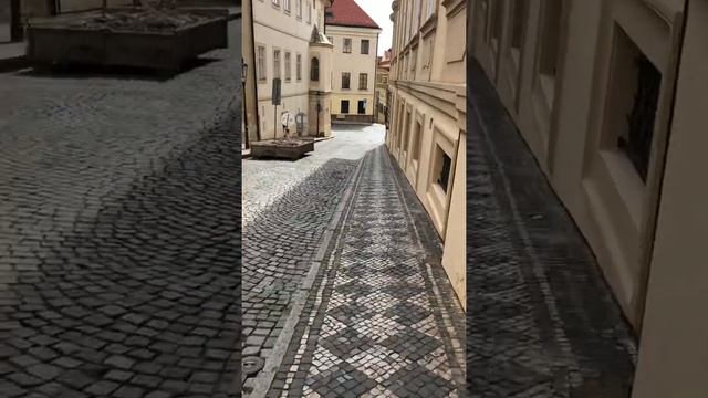 Praha mala strana смотреть онлайн