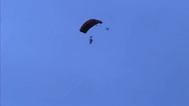 Jeremy Roberson 18th Airborne! смотреть онлайн