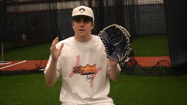 How to Break in a First Base Mitt [the right way] смотреть онлайн