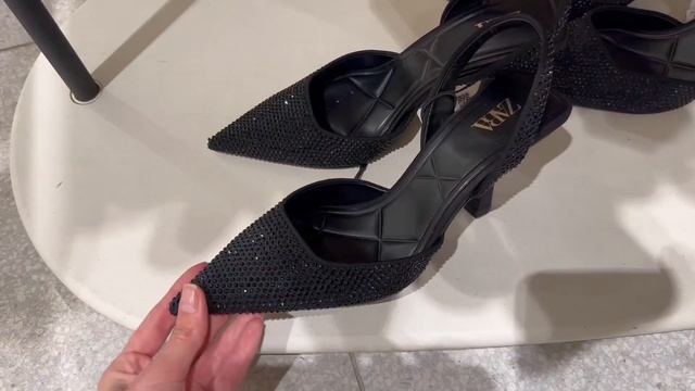 ШОПИНГ ВЛОГ | ZARA | В ЧЕМ ВСТРЕЧАТЬ НОВЫЙ ГОД  2022 | LADY LINDA