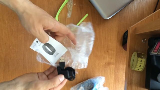 Распаковка реплики умного браслета FitBit (GetFit IP-X6 SmartBand) 9.99$ смотреть онлайн