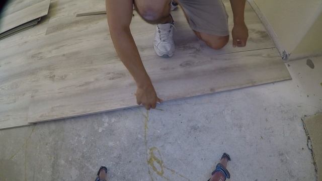 Como Instalar Laminado A Prueba De Agua.  Proceso Completo Y Herramientas. / Waterproof Laminate.
