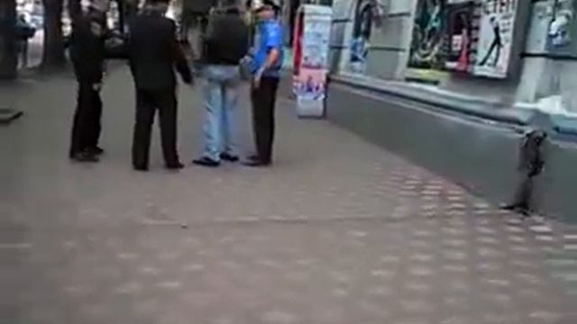 Задержание на Александровском проспекте в Одессе (02.05.2014 - 14:45) смотреть онлайн