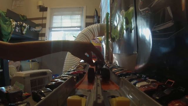 Hot Wheels Racing Porsche, Mercedes, Porsche 918 Spyder смотреть онлайн