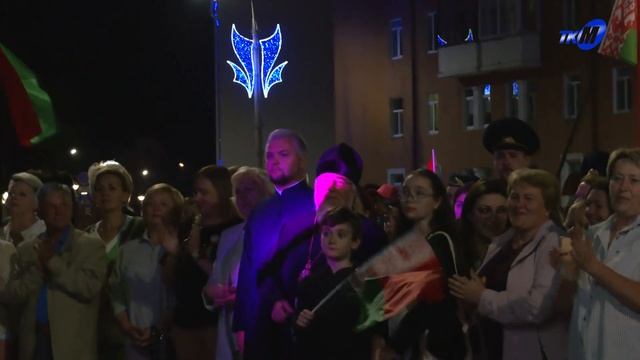 Вечерняя программа Дня Независимости собрала тысячи мозырян и гостей города смотреть онлайн