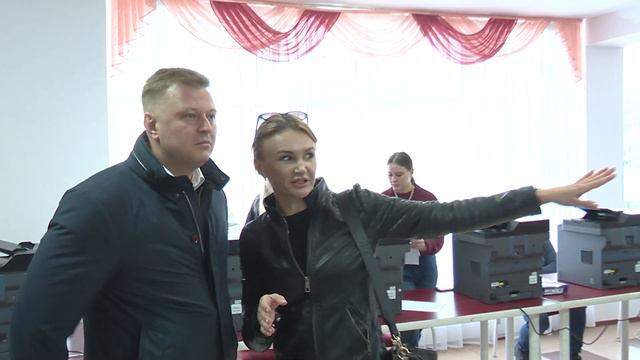 Оформить необходимые документы жители Херсонской и Запорожской областей могут в едином инфоцентре смотреть онлайн