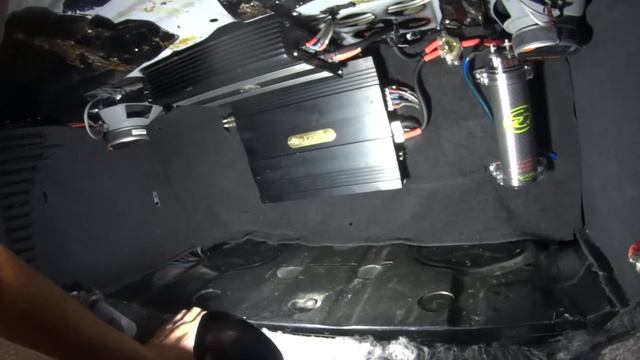 Заменил уставшую акустическую проводку на Ауди А8 смотреть онлайн