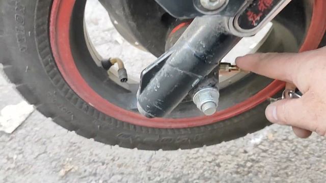 САМЫЙ НАДЕЖНЫЙ СКУТЕР смотреть онлайн