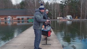 Выбираем леску для ловли форели на платнике: флюорокарбон или полиэстер?