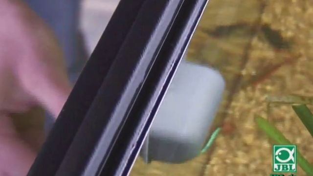 JBL Floaty II - Floating glass cleaning magnet смотреть онлайн