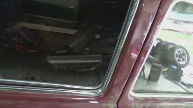 Bagged Shoebox Ford Drive shaft tunnel progress. смотреть онлайн