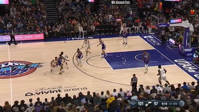 Walker Kessler CONTROLS the paint vs Pelicans смотреть онлайн