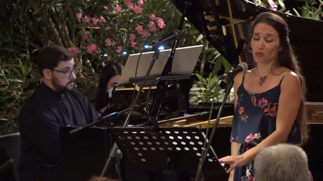 Αιμίλιος Ριάδης: Μιλά μια κόρη (Θάλεια Μουτοπούλου, Χρήστος Μαρίνος) смотреть онлайн