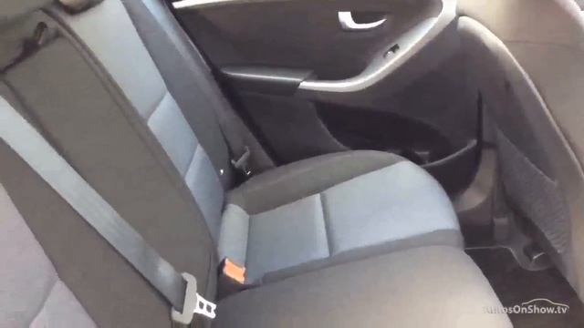 HYUNDAI I30 CRDI SE BLUE DRIVE WHITE 2016