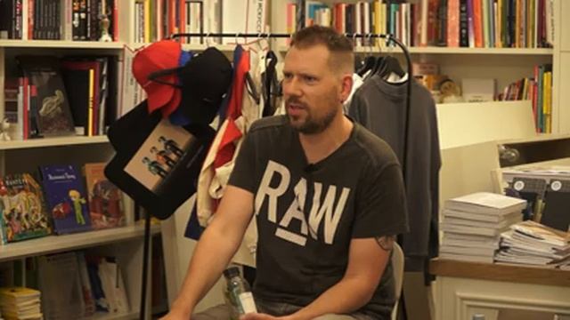 Паблик-ток «Как создать независимое издательство в России» с Александром Филипповым-Чеховым | 5.08 смотреть онлайн