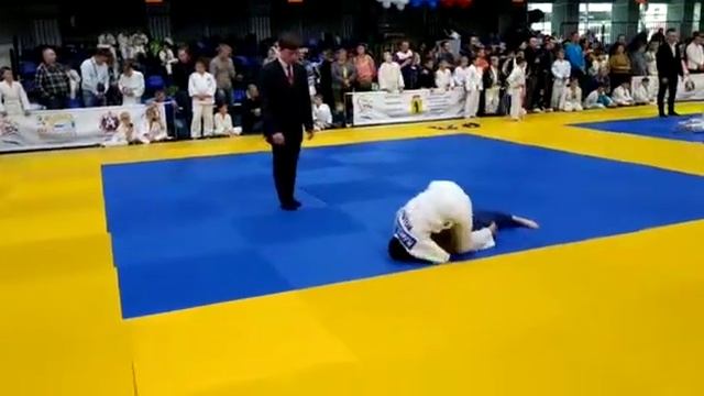 Миша Амколадзе(2) смотреть онлайн