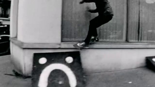 "Trocadéro Days" by Pontus Alv : Converse Skateboarding смотреть онлайн