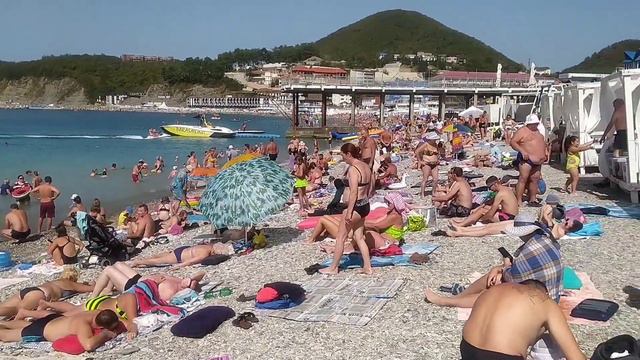 18 сентября 2022 село Ольгинка. Чёрное море#ольгинка #черноеморе #пляж #людизагорают#сентябрь2022# смотреть онлайн