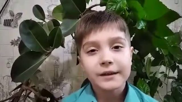 Поздравление с восьмым марте ,стих сейчас мне всего лишь годик. смотреть онлайн