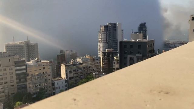 Страшный взрыв в бейруте в 4к с замедлением