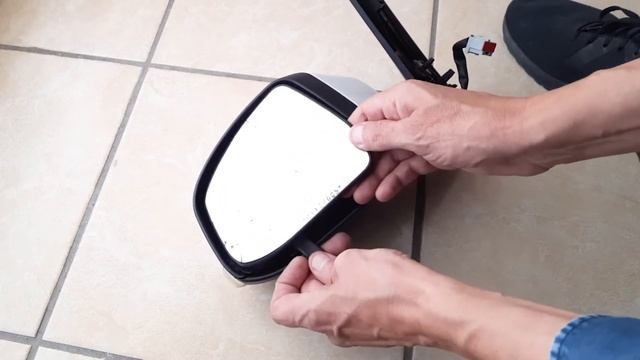 Ford Focus Mk2 Replace Door Mirror ? смотреть онлайн