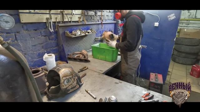 Kia Soul. Процесс замены катализатора на пламегаситель. смотреть онлайн