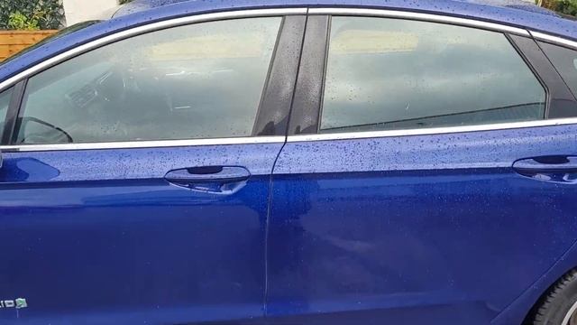 Ford Mondeo HYBRID Titanium 2017 смотреть онлайн