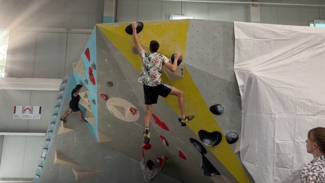 Route-Setting in Freiburg смотреть онлайн