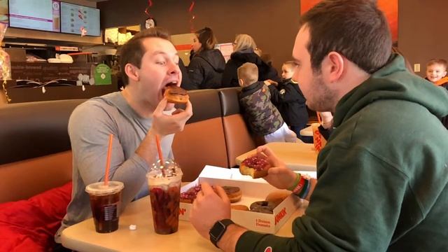 J n' Eats S1Ep2 "Donut Destruction" смотреть онлайн