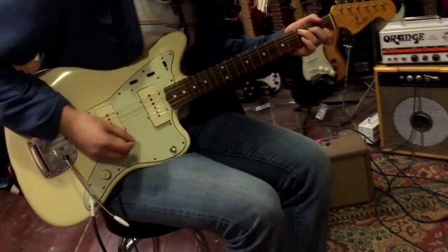 Fender Jazzmaster Deluxe Reverb смотреть онлайн