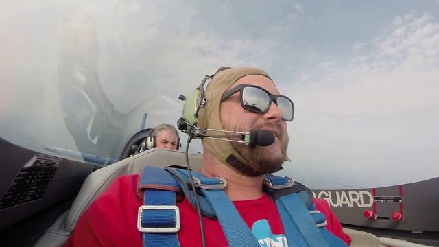 A few highlights of flying with Team Oracle смотреть онлайн