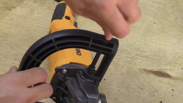 Полировальная сетевая шлифмашинка DEKO DKP1500 063-4184 смотреть онлайн