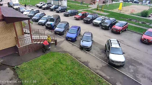 Кирпич на голову, смотреть с 2:50 смотреть онлайн