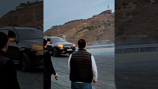 Mercedes GLS Drift Burnout AMG not Bad for heavy car #mercedesamg #drift #burnout смотреть онлайн