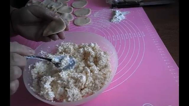 Невероятно Вкусные Вареники с Творогом и Сыром.Вы такого ещё не Пробовали смотреть онлайн