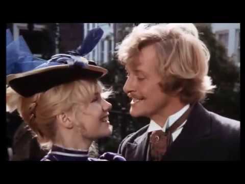 cover version of "Crazy" performed by "Montefiori Cocktail"/video taken from "Keetje Tippel" смотреть онлайн