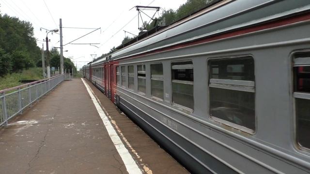 Электропоезда ЭД4М-0421, ЭД4МК-0074 смотреть онлайн