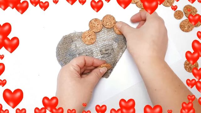 DIY Магнит сердце из пробки очень просто /DIY Magnetic heart made of cork is very simple смотреть онлайн