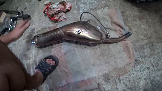 Kawasaki KLX250. Модернизируем стоковый глушитель! В конце вид в наклейках!