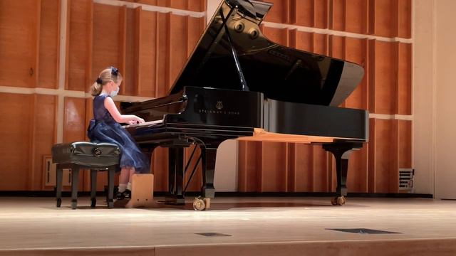 L.v. Beethoven - Sonatina in F Major, I. Allegro Assai смотреть онлайн