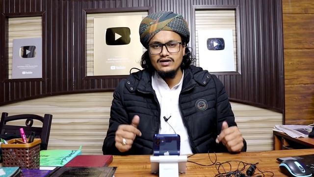 Nahate waqt pani ki cheente jane se kya balti ka pani napaak ho jata hai ? | Mufti A.M.Qasmi смотреть онлайн