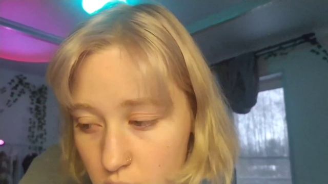 кастомлю старую одежду смотреть онлайн