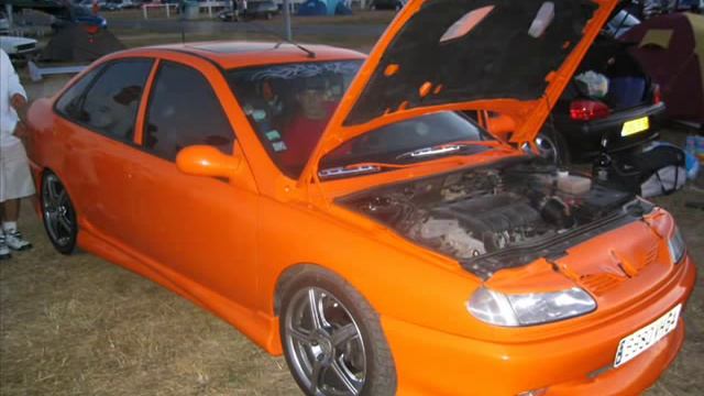 Laguna I Tuning смотреть онлайн