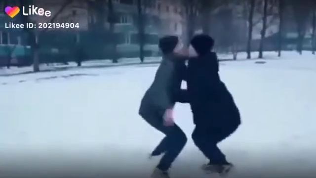 как здароваютса женщины, и как здороваются мужики смотреть онлайн