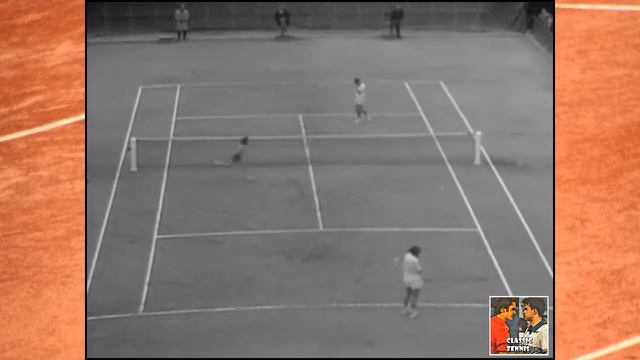 Tony Roach vs Ken Rosewall - French Open 1969 Semi Final [Highlights] смотреть онлайн
