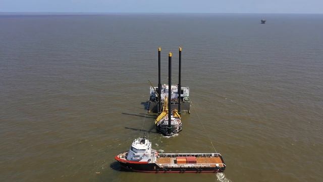Loading of PYTHON 225 CLASS DP2 Supply vessels & 215 CLASS LIFTBOAT смотреть онлайн
