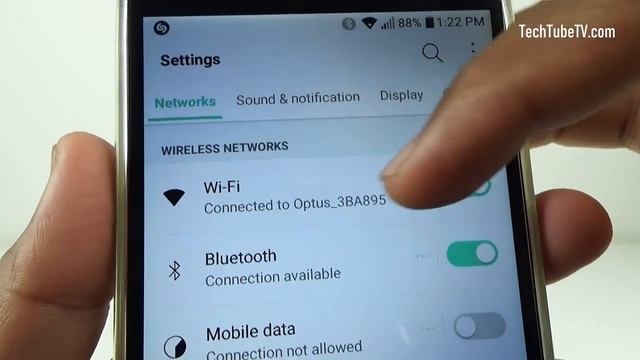 How to Pair Bluetooth Headset Plantronics Explorer 50 PLT E50 With 2 Phones смотреть онлайн
