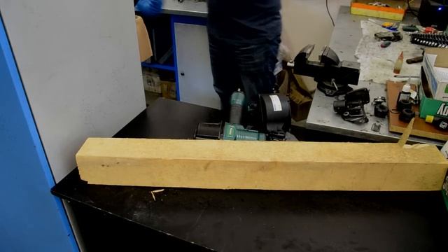 Гвоздь-Шуруп смотреть онлайн