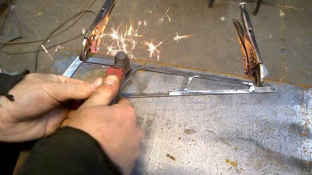 Как я сварил себе подставку для елки! смотреть онлайн