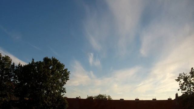 ЭТО СНЯТО В НЕБЕ 2022 #5 timelapse video 4k. Облака как След от трактора в Небе. Необычные явление смотреть онлайн